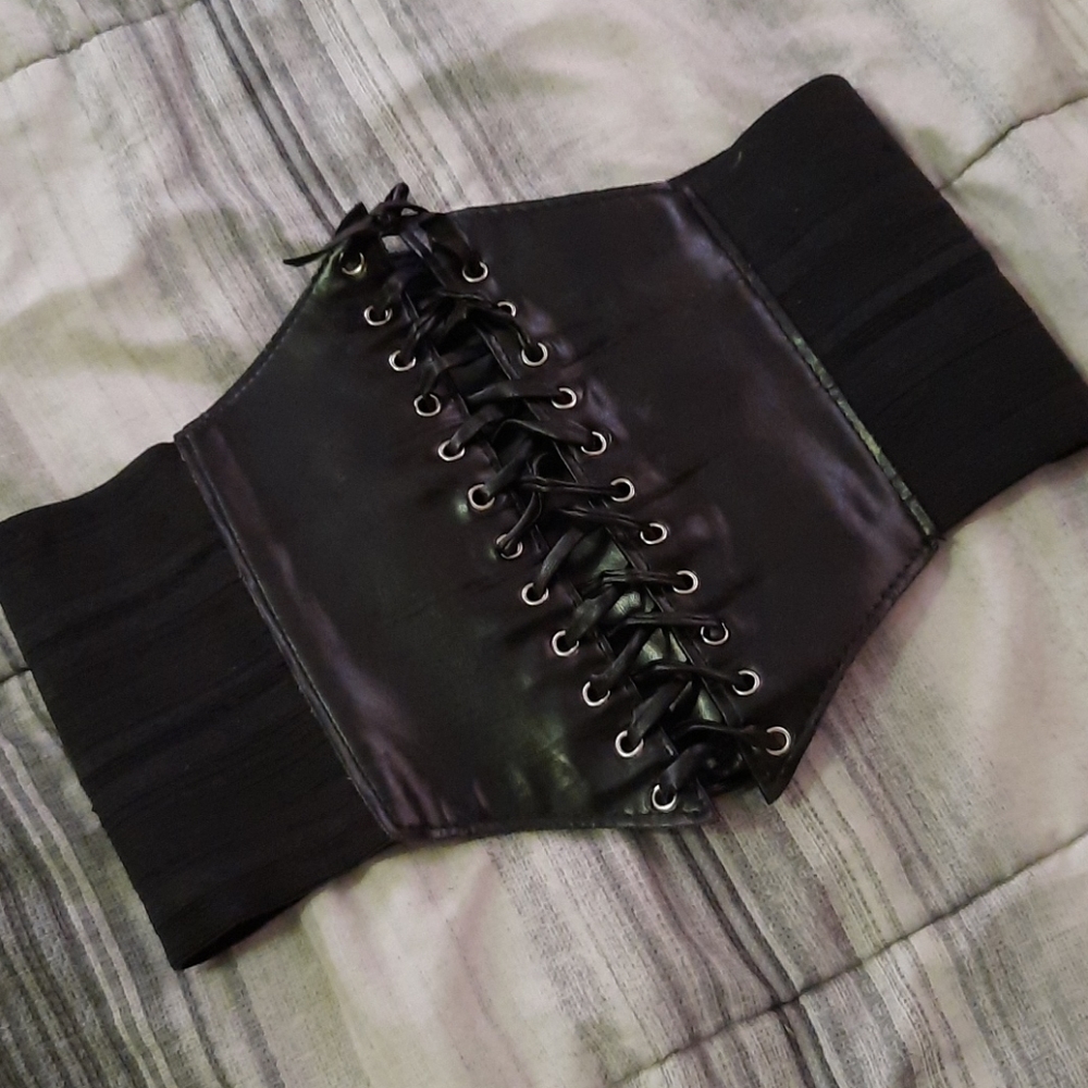 Waist trainer